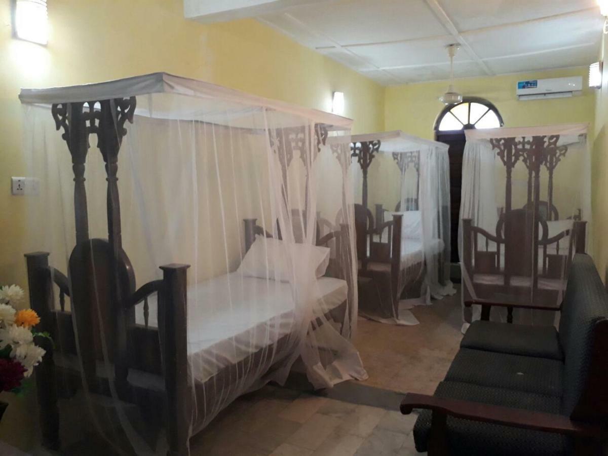 Crown Hotel Zanzibar Екстериор снимка